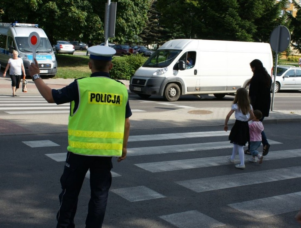 Elbląg: Policjanci zadbają o bezpieczna drogę dzieci do szkoły