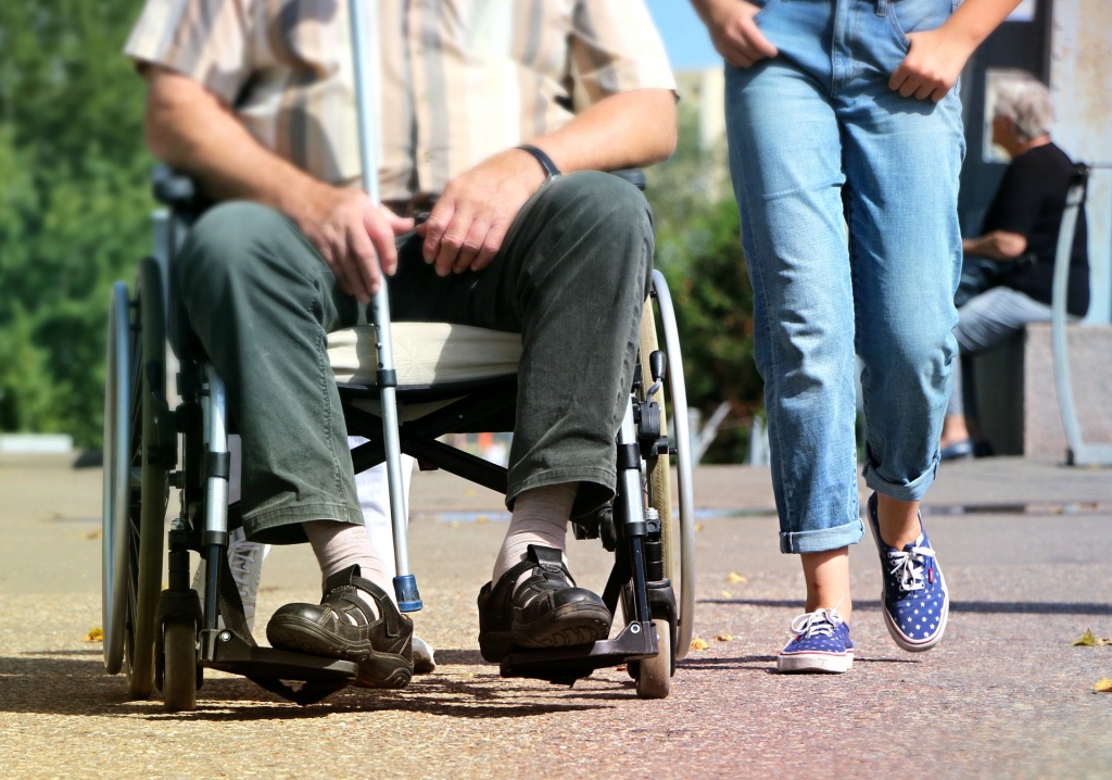 Toruń: Pomogą seniorom i niepełnosprawnym