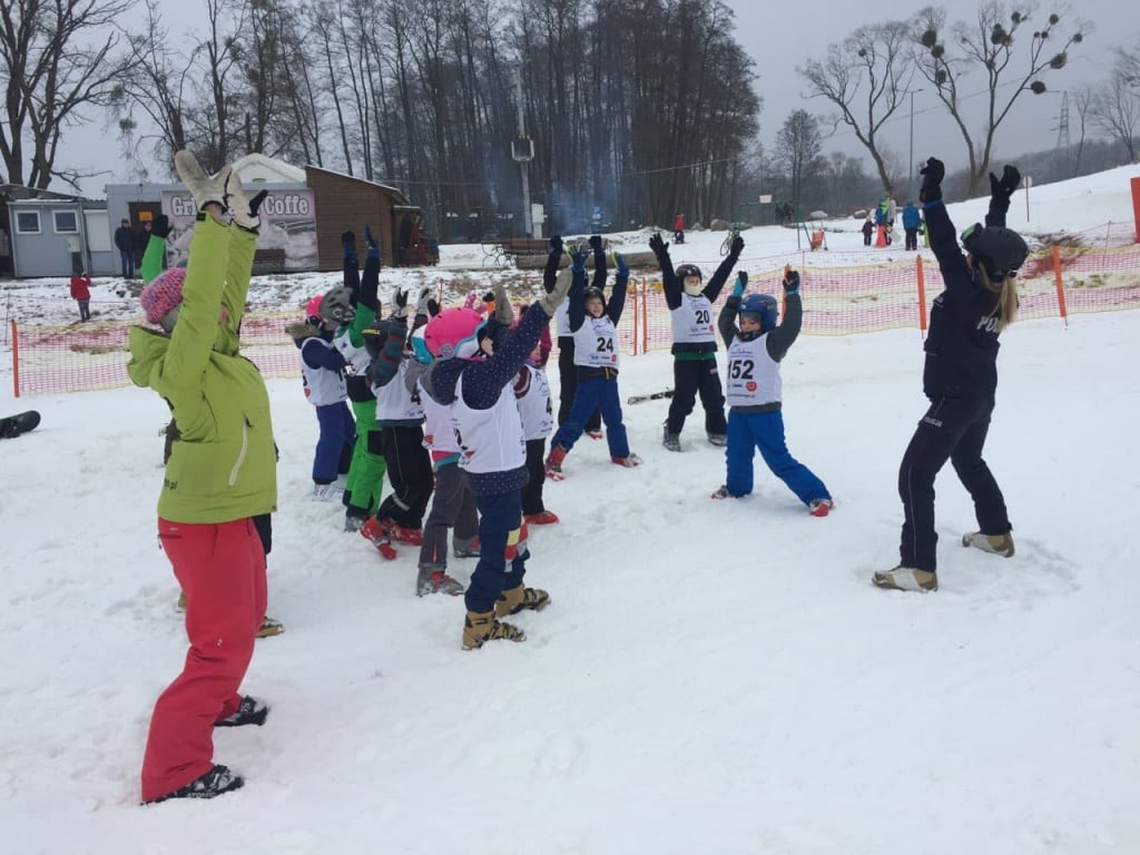 Elbląg: Policja edukuje adeptów narciarstwa