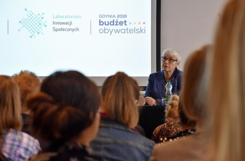 Senior: Jak zadbać o seniorów? Uczą się od Gdyni