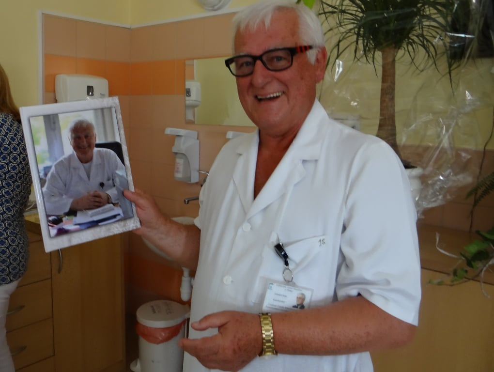 Elbląg: Dr Edward Bryk żegna się z pacjentami