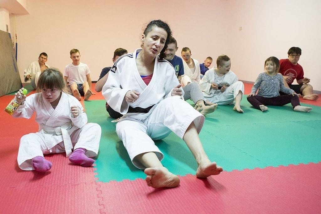 Sport: Mistrzyni judo uczy niepełnosprawne dzieci