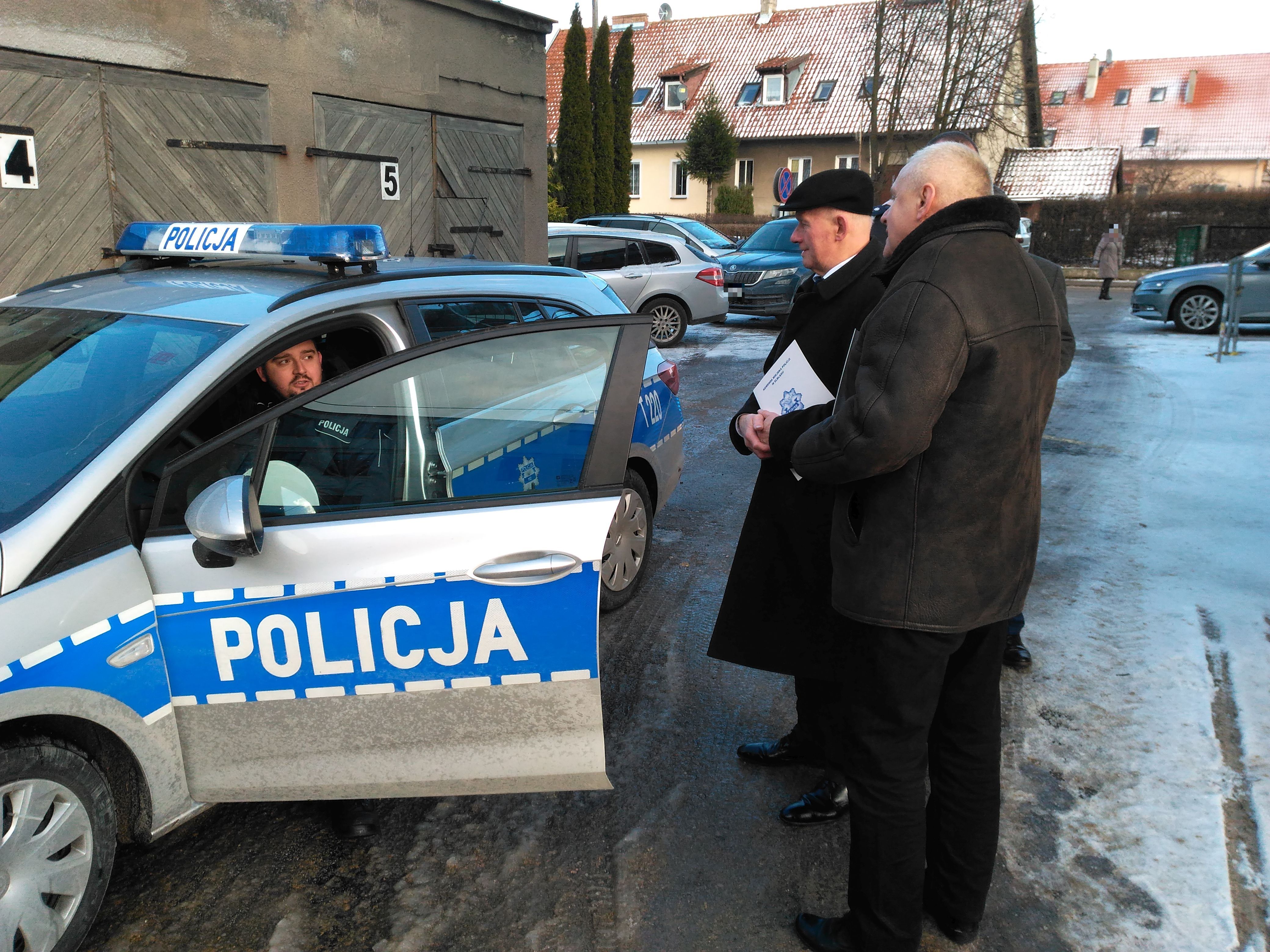 Nowe radiowozy dla policjantów z Pasłęka