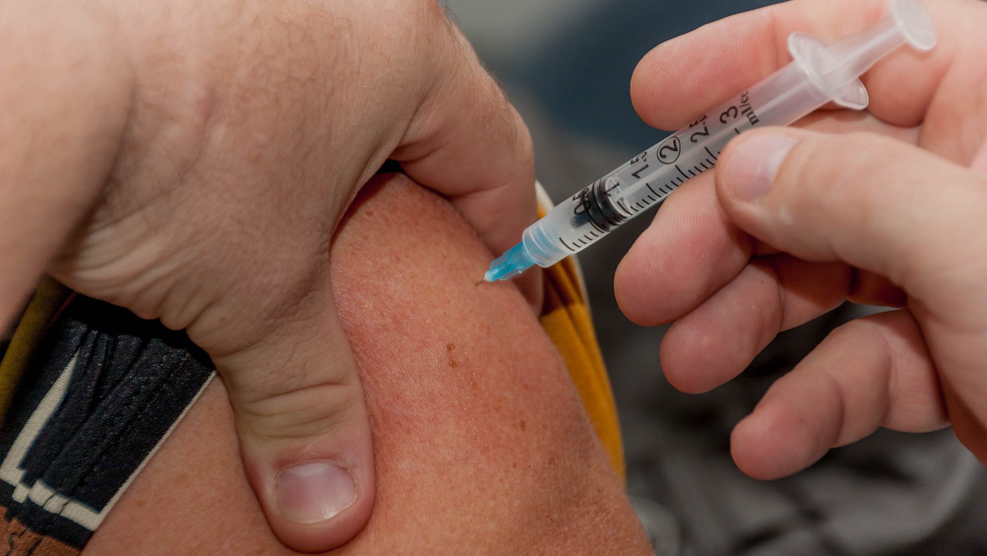 Toruń: Darmowe szczepionki przeciw grypie dla seniorów