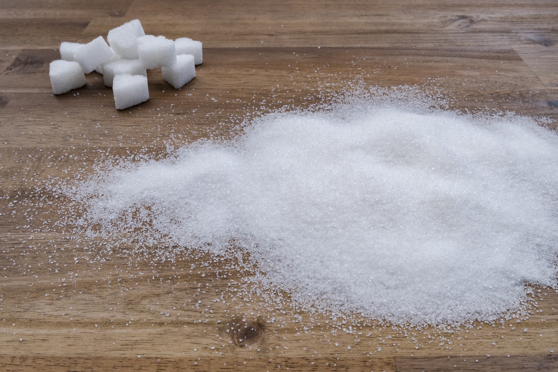 Polacy spożywają coraz więcej cukru
