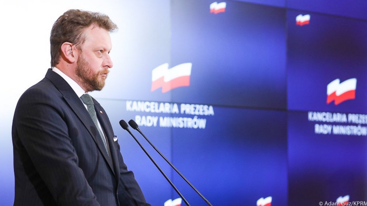 Szumowski: Apeluję o zachowanie dystansu społecznego na spotkaniach wyborczych
