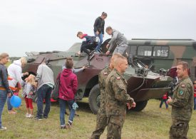 Wojsko organizuje Dzień Dziecka