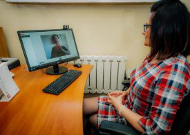 Łódź: Wideotłumacz języka migowego dla osób głuchych w 38 miejskich poradniach