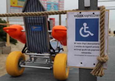 Plaża z udogodnieniami dla osób z niepełnosprawnością