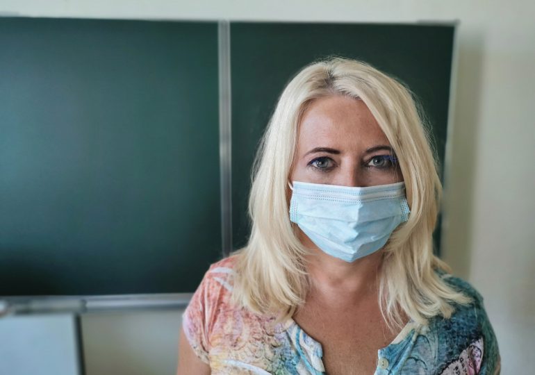 Nowa Zelandia: Pracownicy służby zdrowia i nauczyciele muszą się szczepić przeciw COVID-19