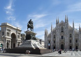 Włochy: Tłumy w Rzymie i Mediolanie w słoneczny weekend