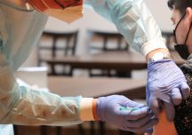 Niemiecki TK: Obowiązek szczepień przeciw COVID-19 dla personelu placówek medycznych i opiekuńczych – konstytucyjny