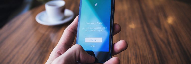 Holandia: Twitter usunął z serwisu konta znanego koronasceptyka
