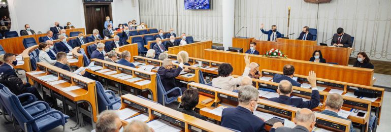 CIS: Senat wniósł do Sejmu projekt ustawy o zmianie ustawy o przeciwdziałaniu przemocy domowej