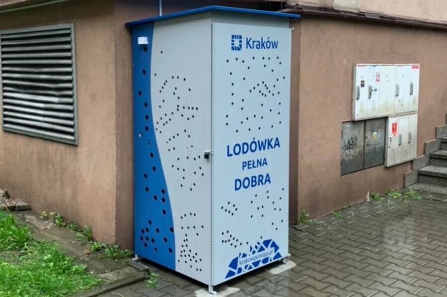 Kraków: Działa kolejna lodówka społeczna