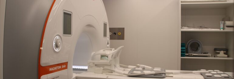 W WSZ w Elblągu otwarto nowoczesną pracownię rezonansu magnetycznego