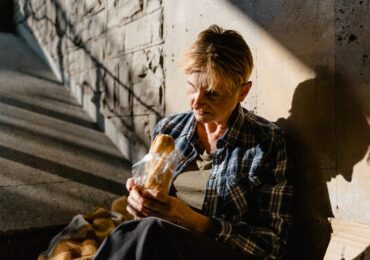 Reaguj widząc osobę w kryzysie bezdomności
