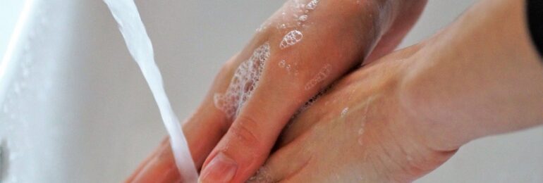Eksperci z UM we Wrocławiu: Polacy bywają na bakier z higieną, choć zaczęli dbać o czystość rąk