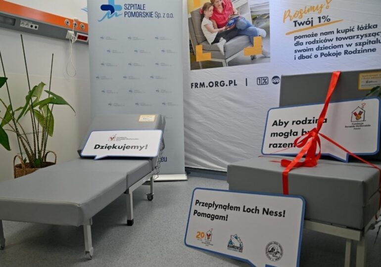 Gdynia: 13 łóżek dla Szpitali Pomorskich dzięki wyczynowi pływaka