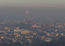 Co przyczynia się do występowania smogu w Krakowie?