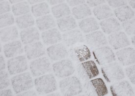 Prawo.pl: Najemca także odpowiada za sprzątanie śniegu
