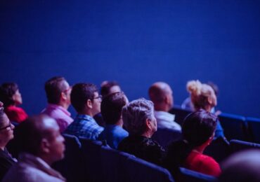 Poznań: Kino Bez Barier – pokazy filmowe w Centrum Kultury ZAMEK – Styczeń 2023