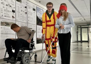 Studenci architektury wcielą się w role osób z niepełnosprawnościami