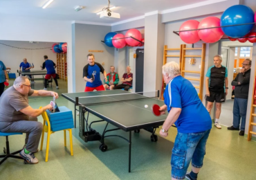 Łódź: Seniorzy z CZAS rywalizowali w turnieju tenisa stołowego