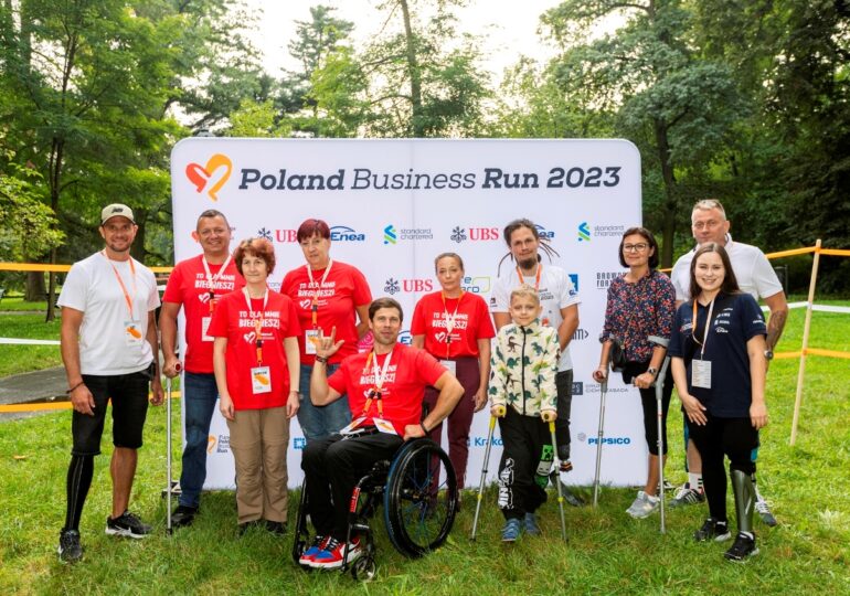 Wyjść do ludzi, przyjąć pomoc... Historie beneficjentów Poland Business Run